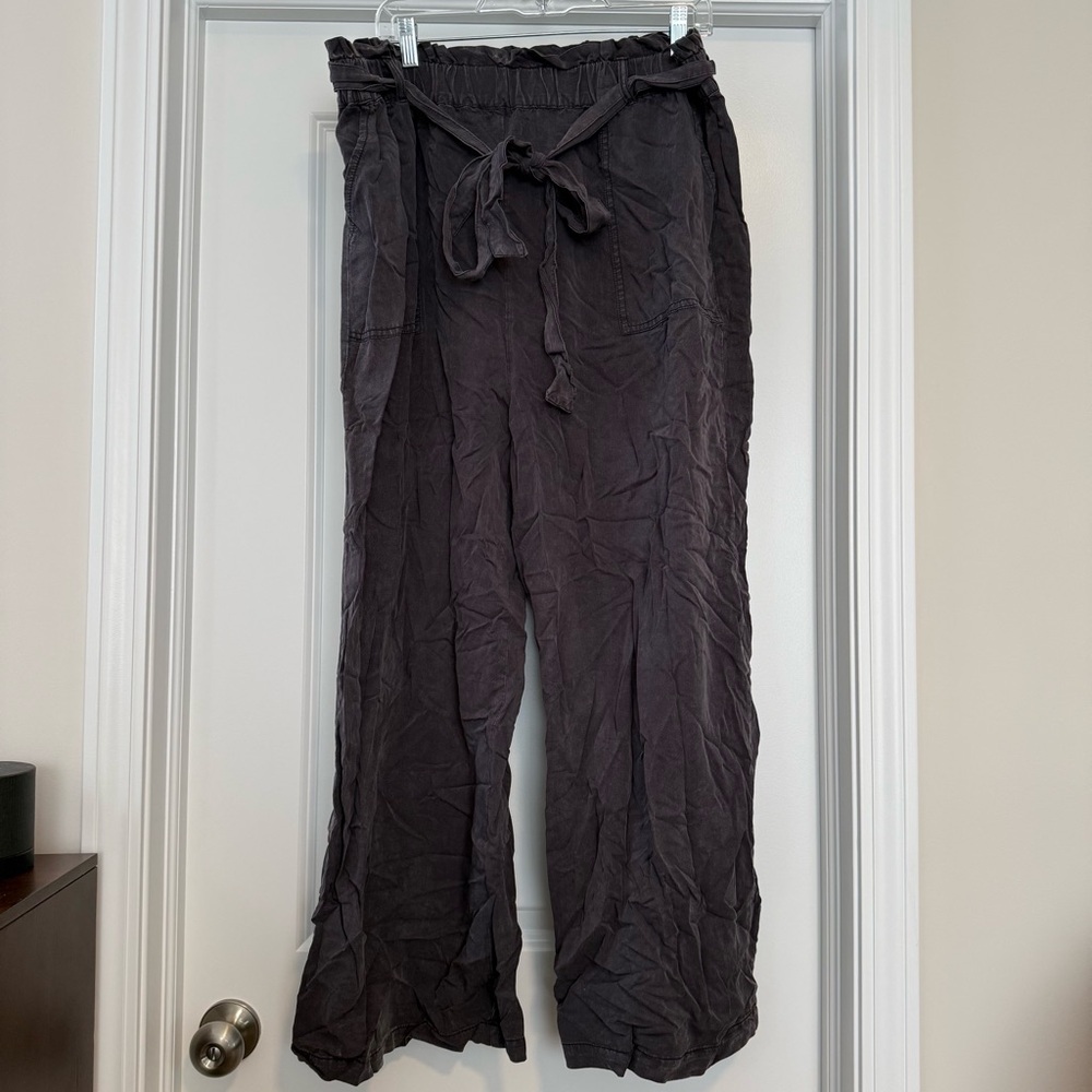 Hayden Gray Wide-Leg Pants